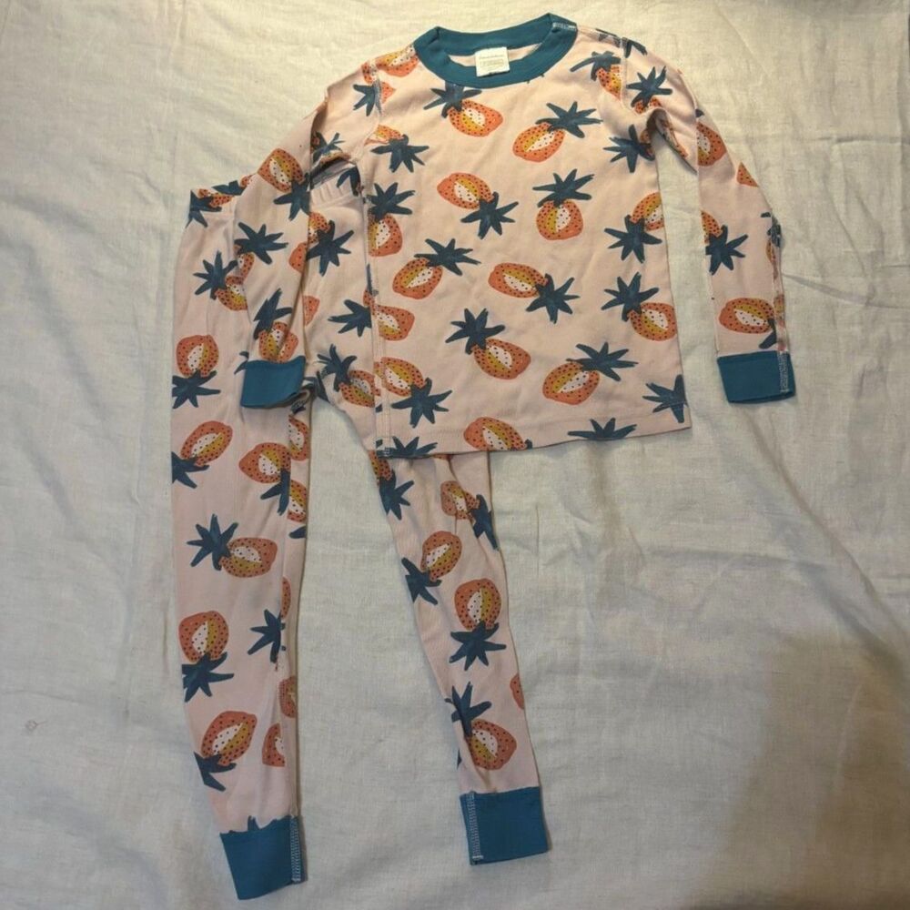 Hanna Andersson Pajama Set, size 5